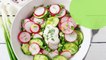 Salade de radis au concombre et aneth, sauce au yaourt grec