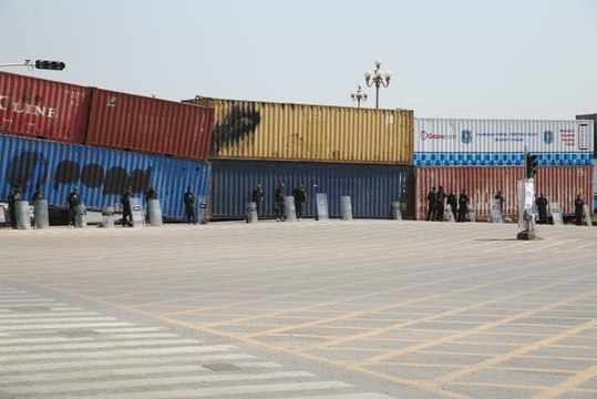 Pakistan'da Başbakan Han'a karşı güvensizlik oylaması öncesi güvenlik artırıldı