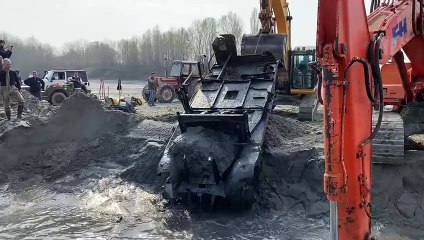 Po in secca, riemerge carro armato tedesco