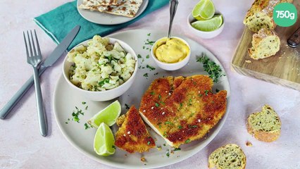 Escalopes de poulet panées et écrasé de chou-fleur