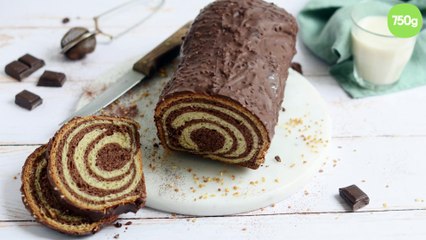 Brioche marbrée au glaçage chocolat