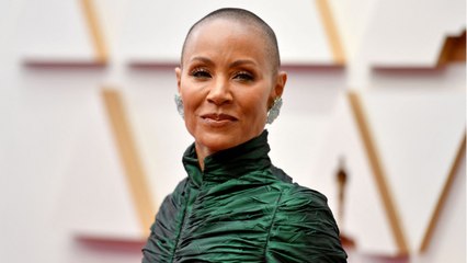 GALA VIDEO - Jada Pinkett Smith le crâne rasé : de quelle maladie souffre-t-elle ?
