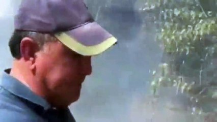 Ekonomik krize sinirlendiren çiftçi bahçesini yaktı!