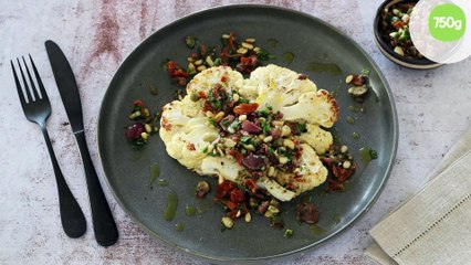 下载视频: Chou-fleur rôti, persillade aux olives et tomates séchées