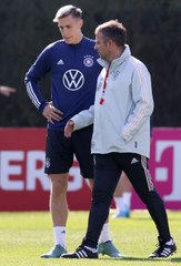 Auf Kritik folgt Lob: Schlotterbeck für Flick "eine Bereicherung"