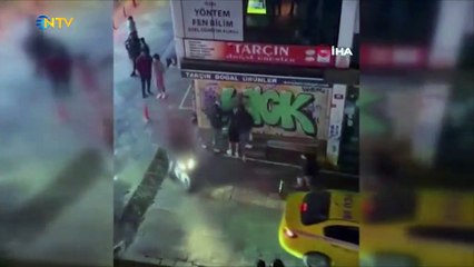 İstanbul'da sokak ortasında iki kız grubu birbirine girdi