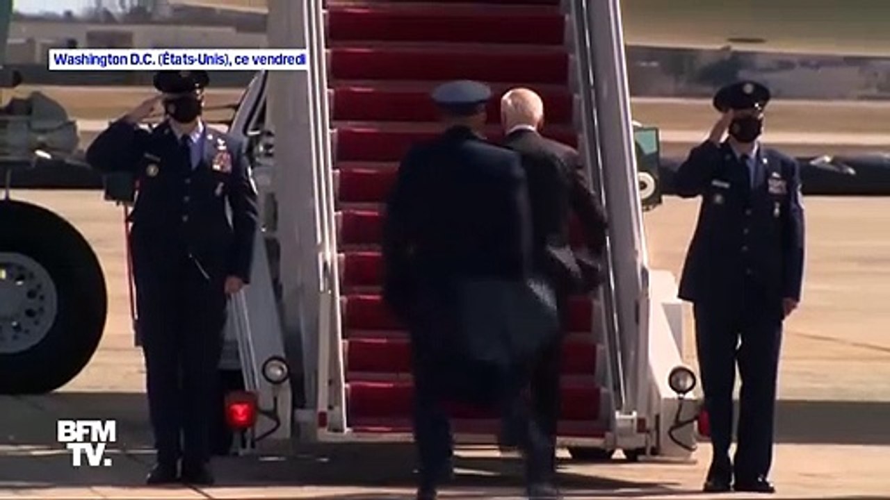 Joe Biden stumbles three times while boarding Air Force One