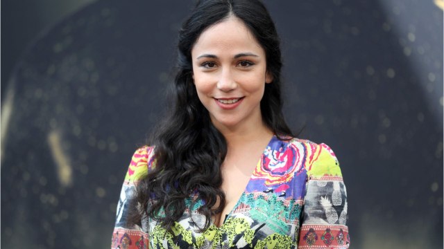 Voici - Clem : qui est Karina Testa, qui joue Amélie, la petite amie du personnage d'Agustin Galiana ?