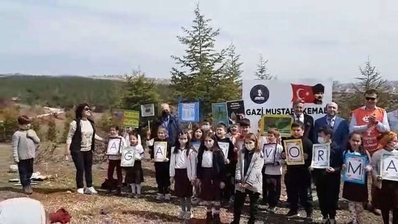 Uşaklı minik öğrenciler geleceğe nefes oldu