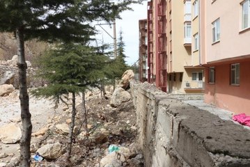 Eğirdir'de heyelan nedeniyle 64 daireye tahliye kararı verildi