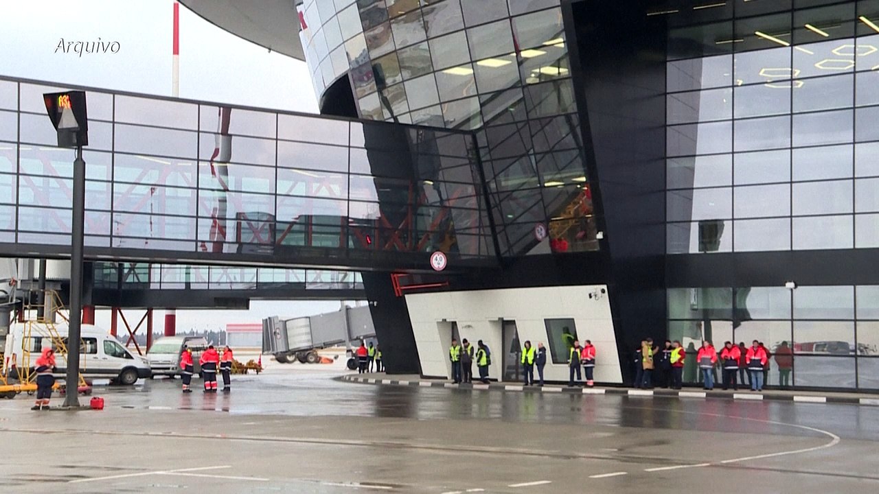 Rússia analisa restringir o acesso ao seu terri...
