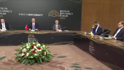 Rusia y Ucrania contemplan por primera vez declarar un alto el fuego