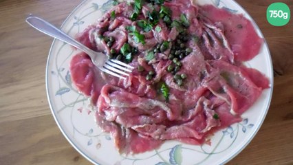 Carpaccio de bœuf à la marinade d'huile d'olive, citron et câpres