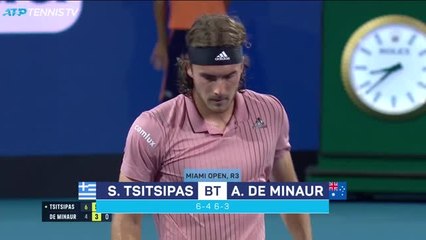 Télécharger la video: Tsitsipas makes it 8-0 v de Minaur in Miami