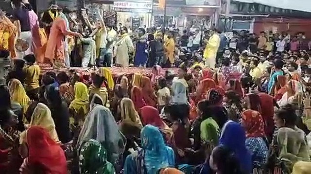 बाबा श्याम के भजनों पर झूम उठे श्रद्धालु