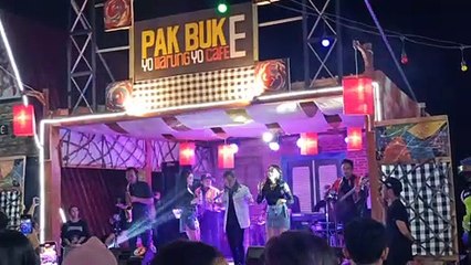 Zinidin Zidan, Arlida Putri, Lala Widi - Aku Bukan Jodohnya __ Live Bojonegoro 2022