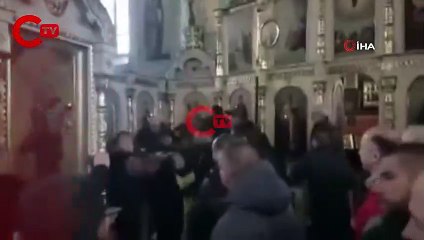 Ukrayna’da Rusya yanlısı kilisenin papazı ve rahibi gözaltına alındı