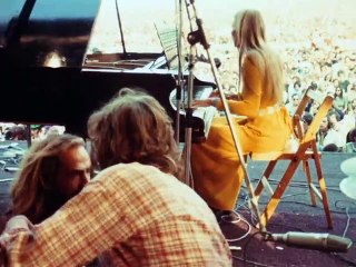 Woodstock - Joni Mitchell (live)