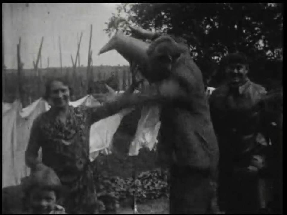 Le petit royaume de l'abbé Sorand extrait d'un documentaire de Xavier Liébard