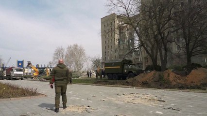 미콜라이우 주 정부 청사 피격..."최소 7명 사망" / YTN