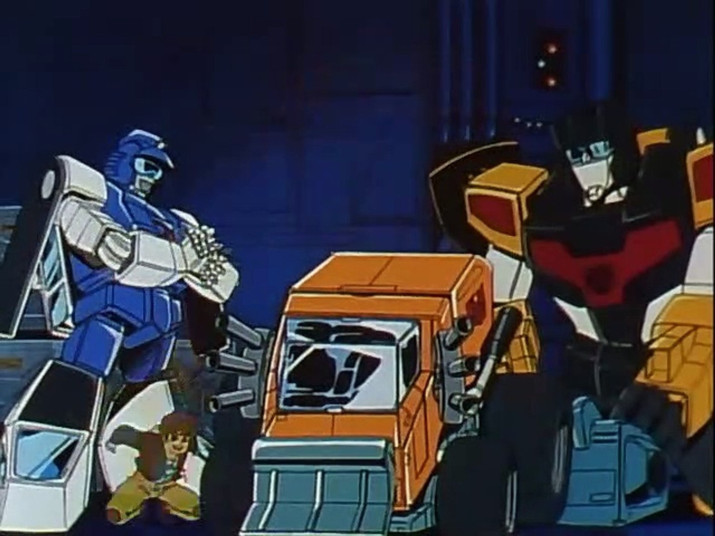 ⁣Transformers: Victory - 31 Микон спасает школу