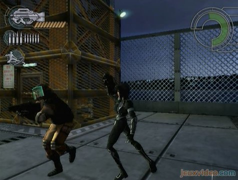 Ghost in the Shell : Stand Alone Complex : Motoko en action