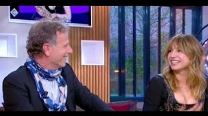 Quand t'es seule avec ton César au Fouquet's     Izia Higelin r@conte un moment très embarrassant