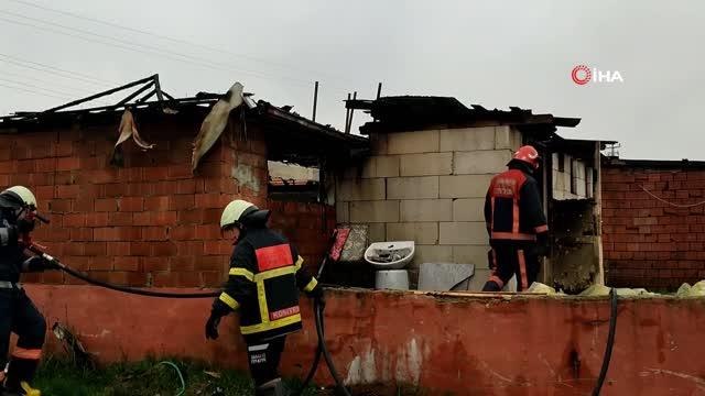 Eğlence mekanı yanarak küle döndü, sabotaj ihtimaline karşı inceleme başladı