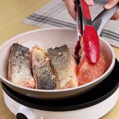 Je n'ai jamais mangé du poisson aussi délicieux, le poisson fond dans la bouche.