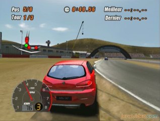 SCAR : Squadra Corse Alfa Romeo : oh la jolie voiture rouge !