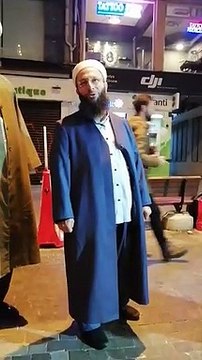 Kadıköy'de içki tüketenlere gerici taciz