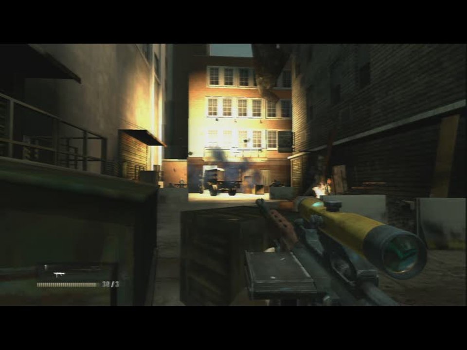 Turning Point : Fall Of Liberty : Des armes, je...