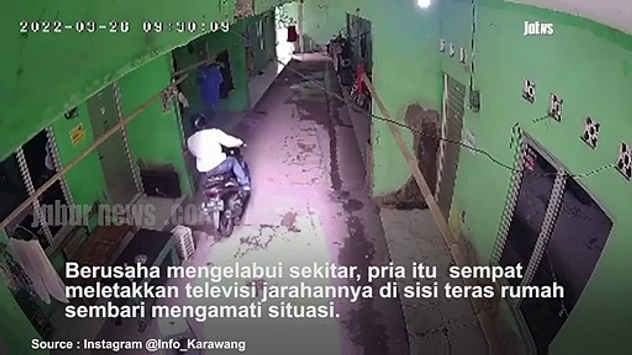 VIRAL! AKSI NEKAT MALING BOBOL INDEKOS TEREKAM CCTV
