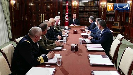 الرئيس التونسي "قيس سعيد" يحذر من محاولات عقد جلسات للبرلمان المعلق