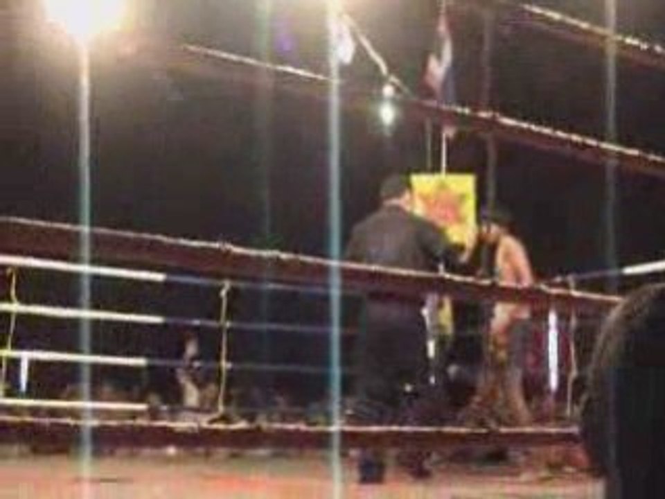 Antuan Siangboxing Vs Superboy noi