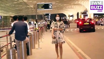 Regina Cassandra Travelling To Chennai Spotted At Airport
