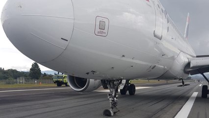 ¡Angustiante! Conversación entre torre de control y polito del avión que aterrizó por emergencia