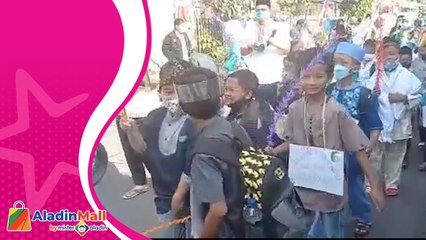 Sambut Ramadhan, Ratusan Anak Gelar Karnaval di Kota Bandung