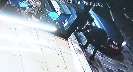 Bir oto galeride 2 buçuk milyon TL'lik soygun