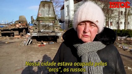 Soldados ucranianos recuperam cidade e são recebidos com festa