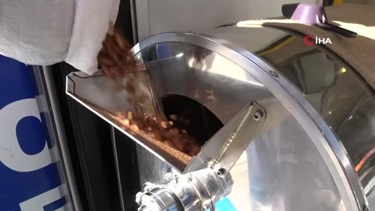 Osmanlı'dan gelen lezzet: Ramazan öncesi badem şekerine ilgi arttı