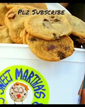 cookies , different flavour ice cream , french fries & more #street food