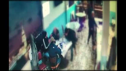 Son dakika haber... ÜSKÜDAR'DA BARIŞMAK İÇİN GELDİ; BIÇAKLANARAK ÖLDÜRÜLDÜ