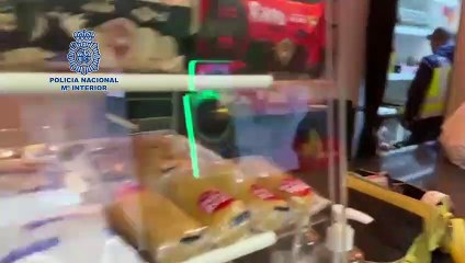 La  Policía Nacional  detiene a tres personas por simular una asociación terapéutica para vender droga en Camas (Sevilla)