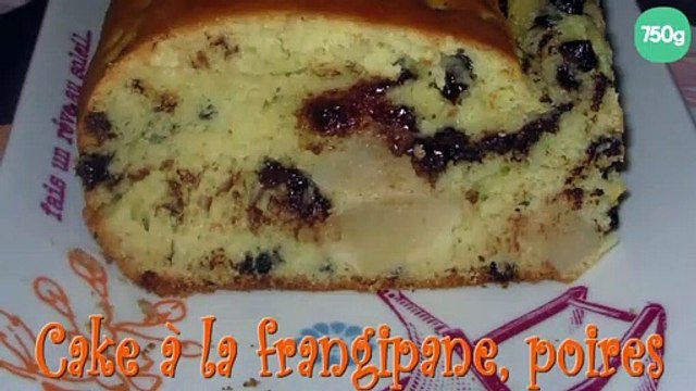 Cake à la frangipane, poires et pépites de chocolat