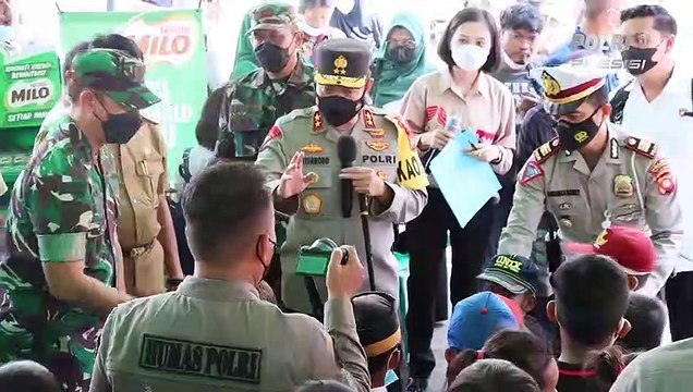 Kapolda Kalbar Tinjau Vaksinasi Massal Serentak Di Mapolres Ketapang