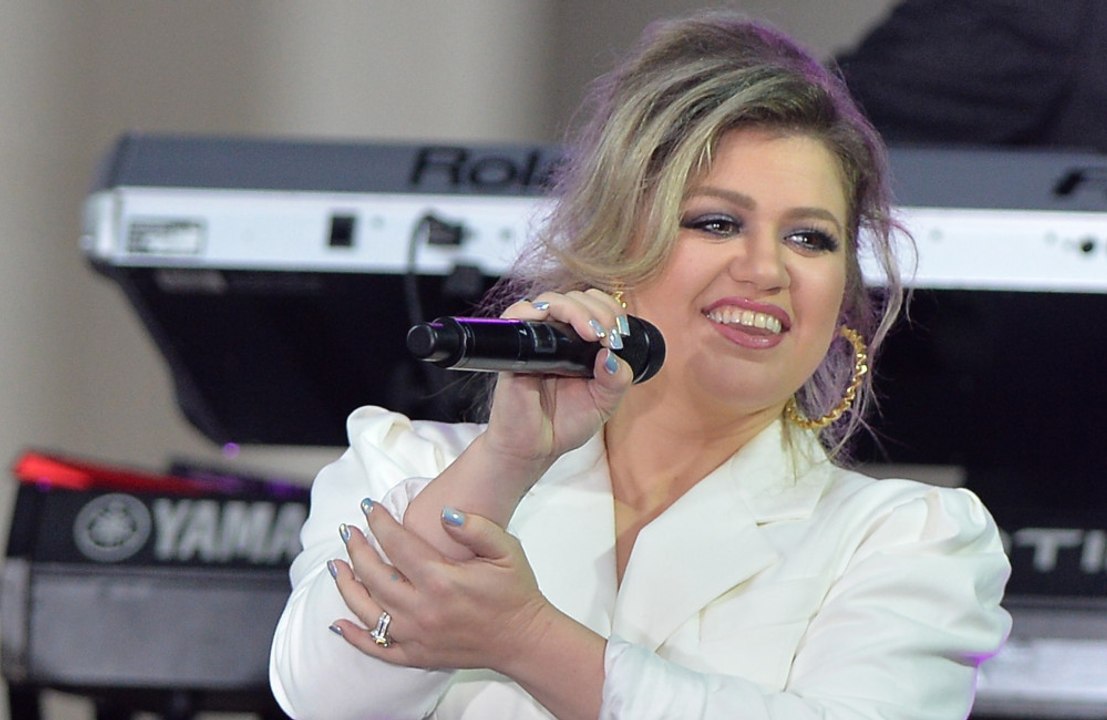Kelly Clarkson 'not concerned' bout turning 40