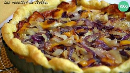 Tải video: Tarte aux deux oignons, lard et cheddar