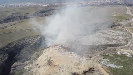 (DRONE) Safranbolu'da çöp depolama alanında çıkan yangın söndürüldü