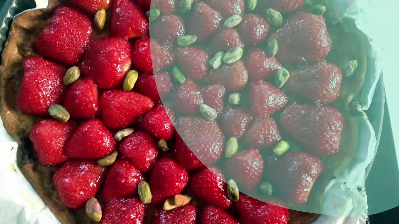 Tarte aux fraises et crème d'amande à la pistache